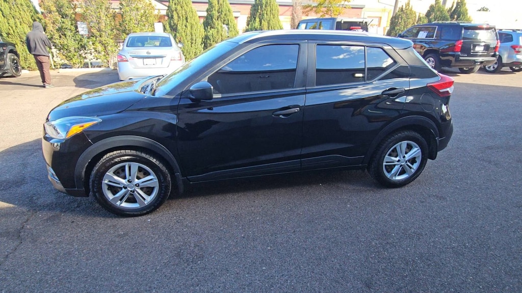 Used 2019 Nissan Kicks S SUV