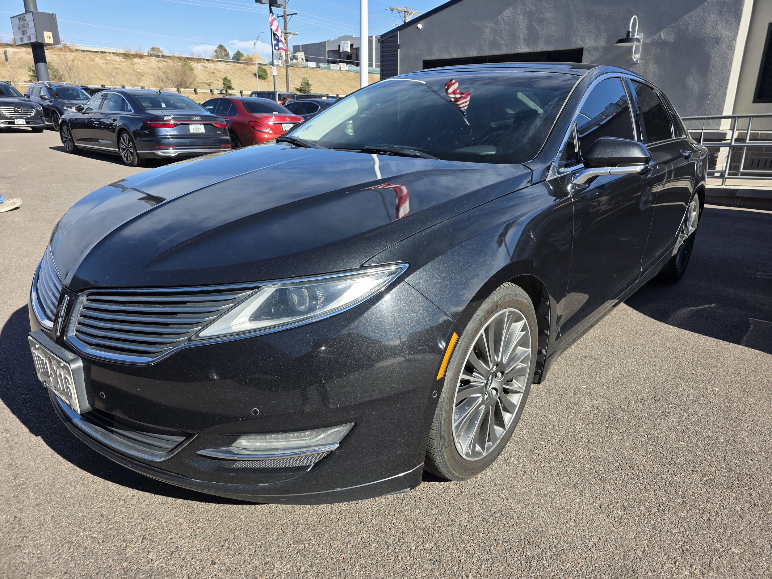 2014 Lincoln MKZ Base photo 2