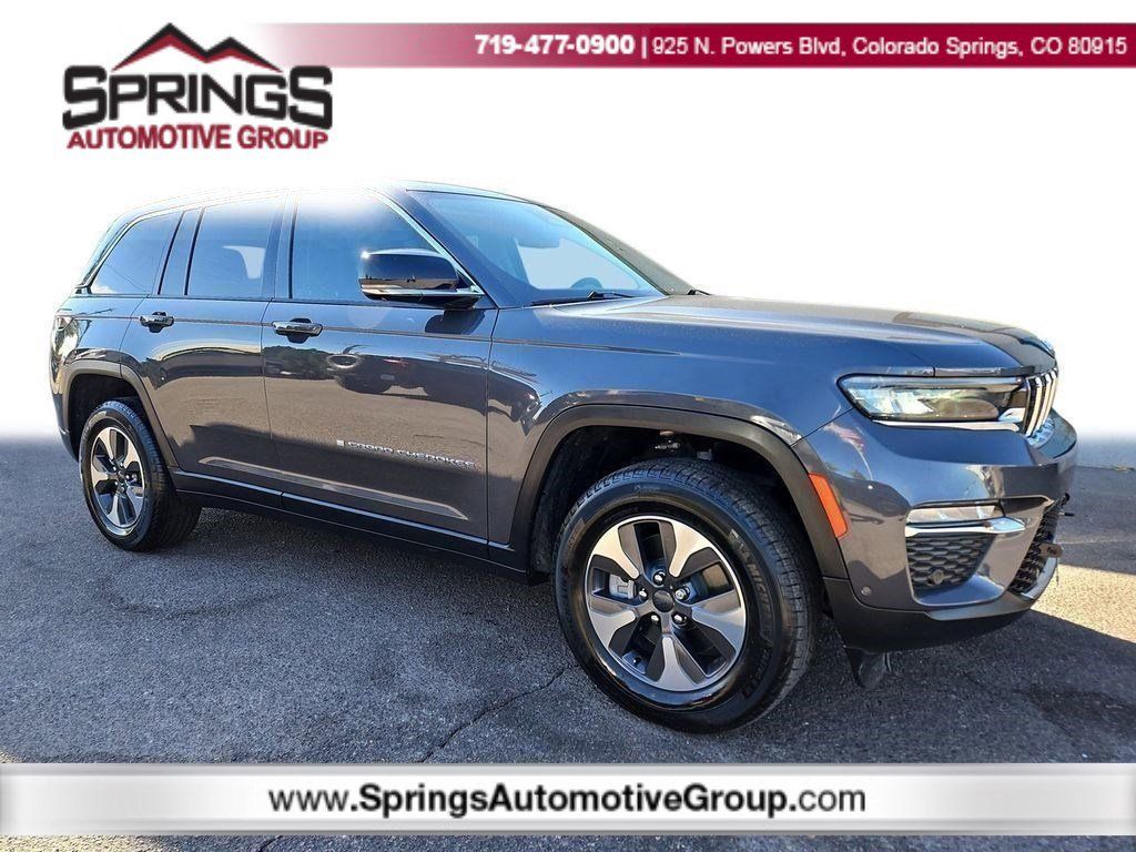 2022 Jeep Grand Cherokee 4xe's photo