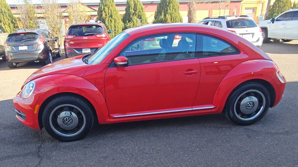 Used 2014 Volkswagen Beetle 2.5L Entry Hatchback