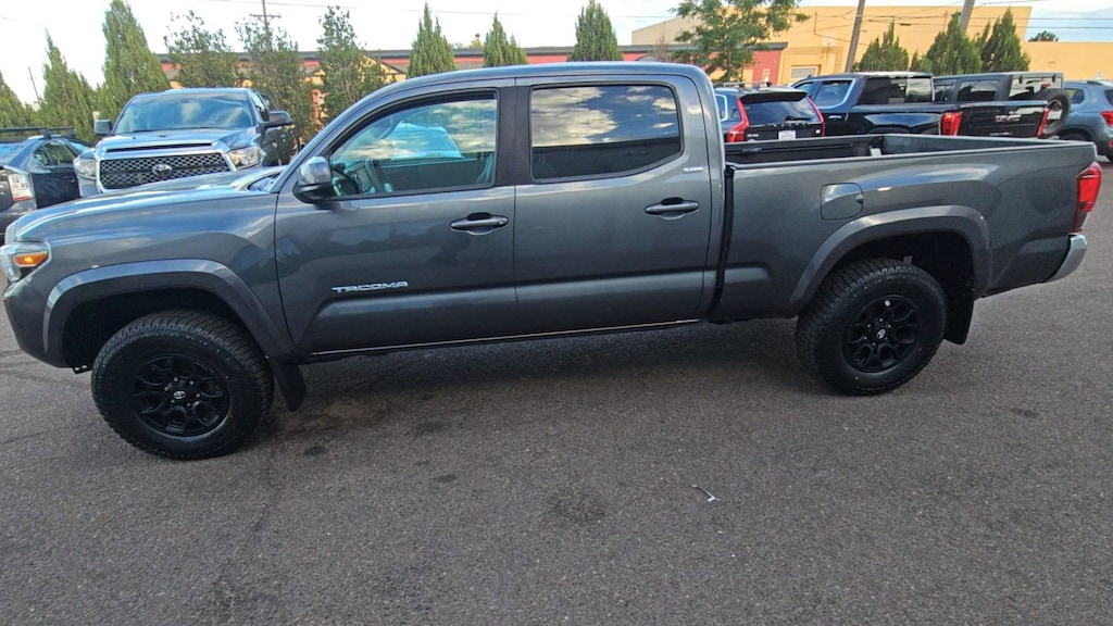 Used 2021 Toyota Tacoma 4WD SR5 V6 Truck