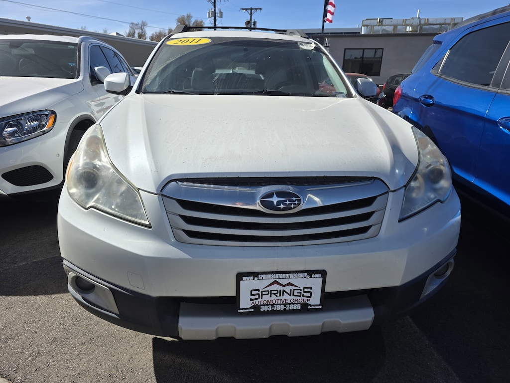 Used 2011 Subaru Outback 2.5i Limited Pwr Moon Wagon