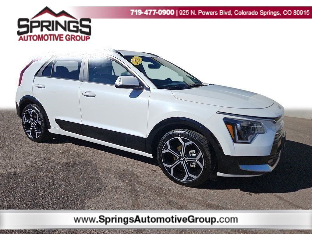 2023 Kia Niro EX Touring's photo