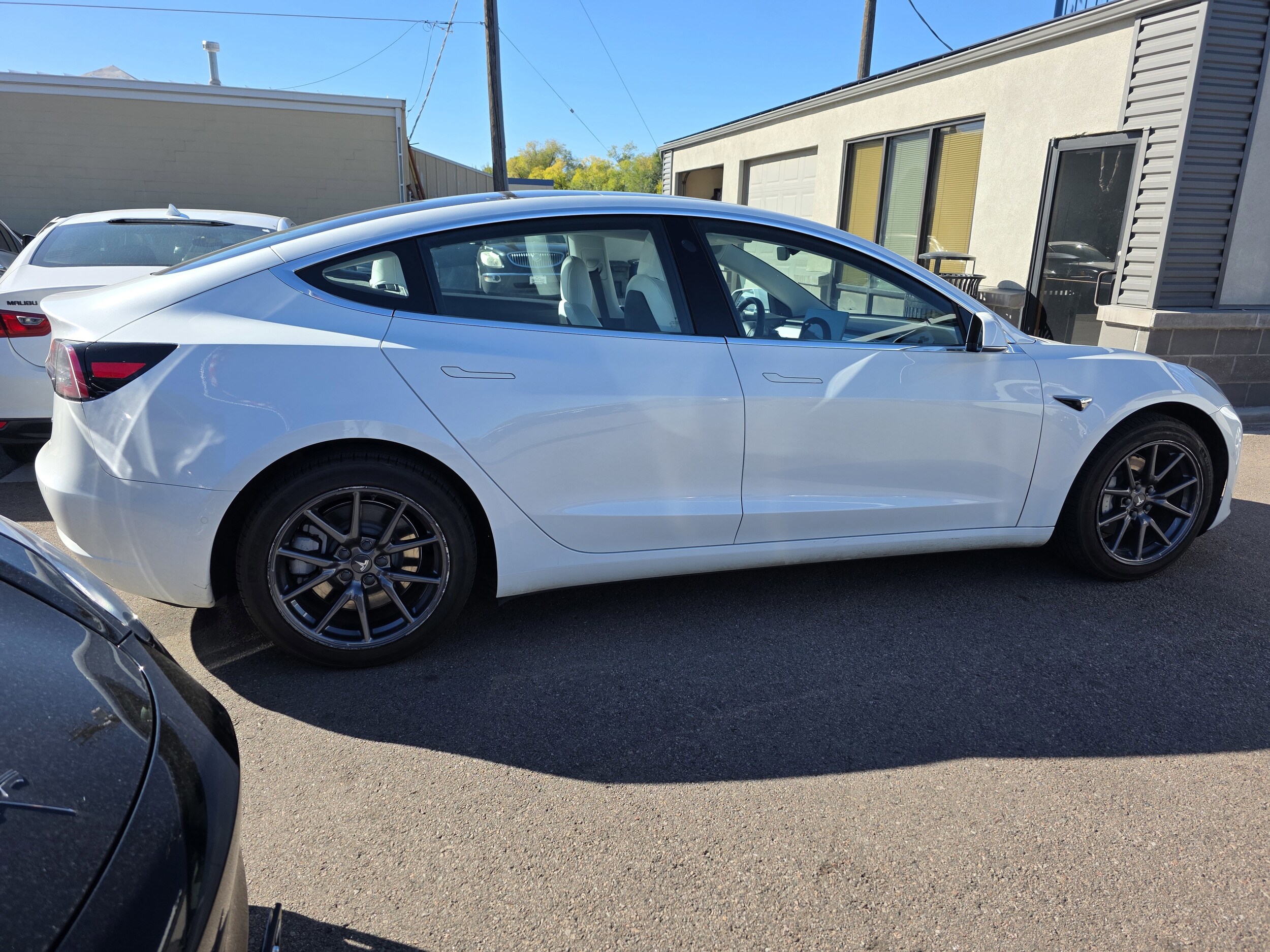 2018 Tesla Model 3 Long Range photo 3