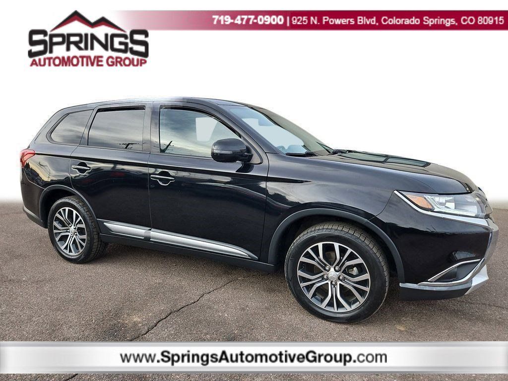 2018 Mitsubishi Outlander SE's photo