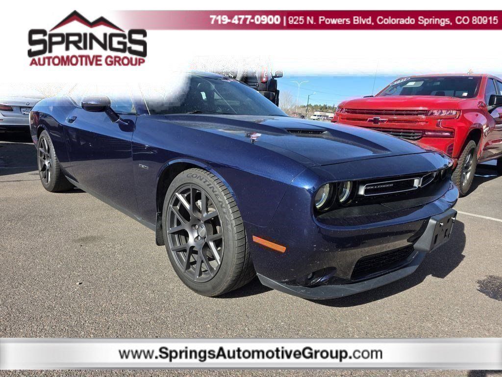 2016 Dodge Challenger R/T's photo