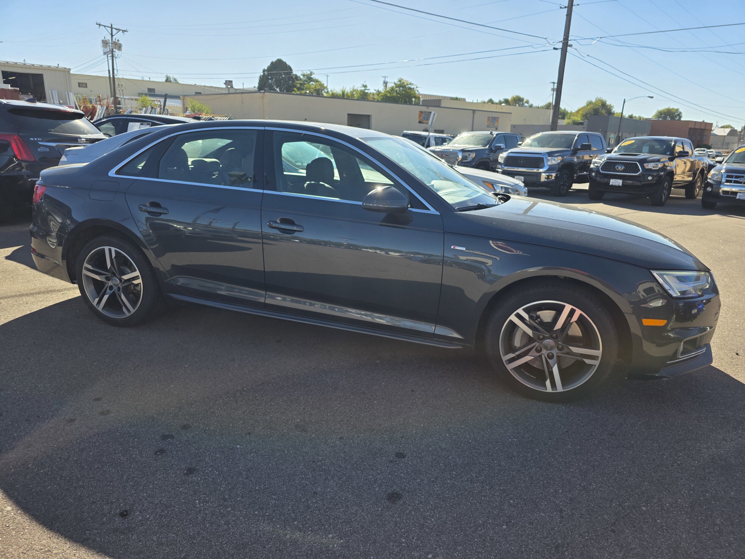 2017 Audi A4 Quattro Prestige photo 3