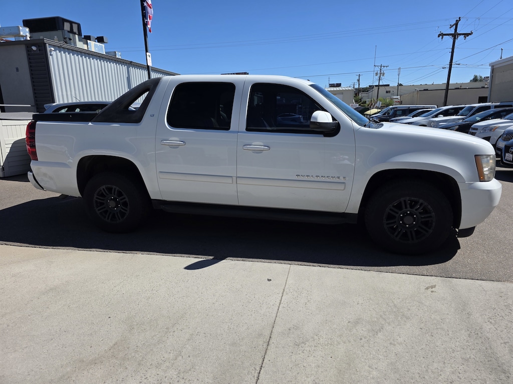 Used 2007 Chevrolet Avalanche LT w/2LT Truck