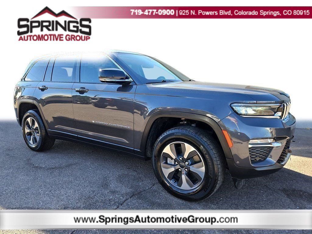 2022 Jeep Grand Cherokee 4xe's photo