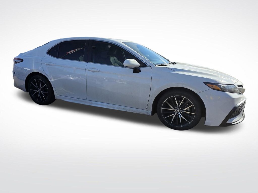 Used 2024 Toyota Camry Hybrid SE Sedan