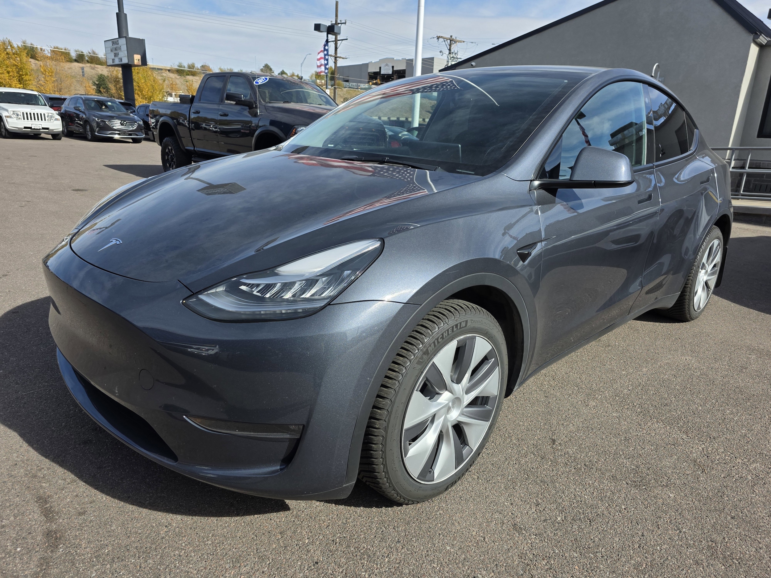 2023 Tesla Model Y Performance photo 2