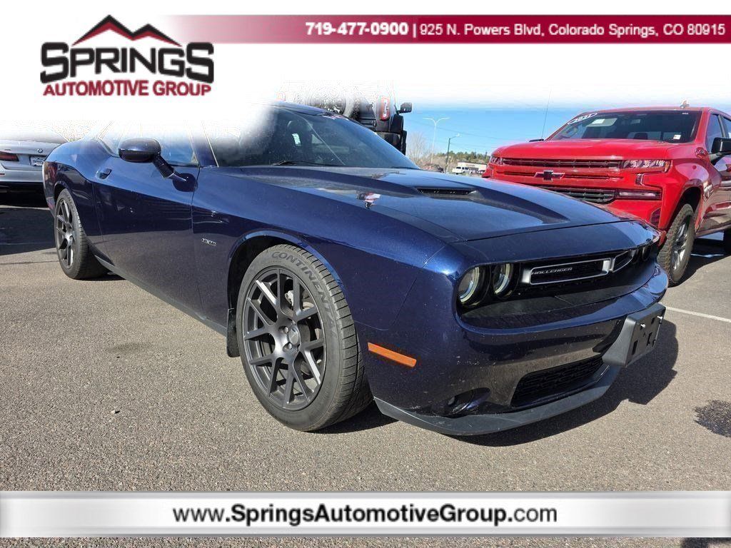2016 Dodge Challenger R/T's photo