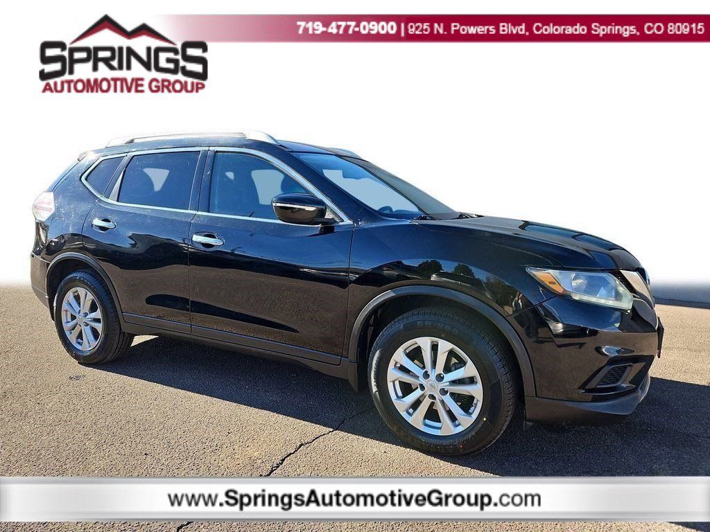 2015 Nissan Rogue SV's photo