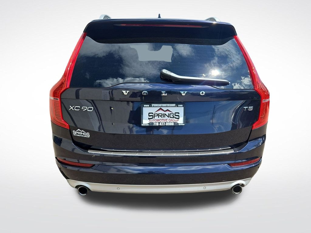 Used 2019 Volvo XC90 T5 Momentum SUV