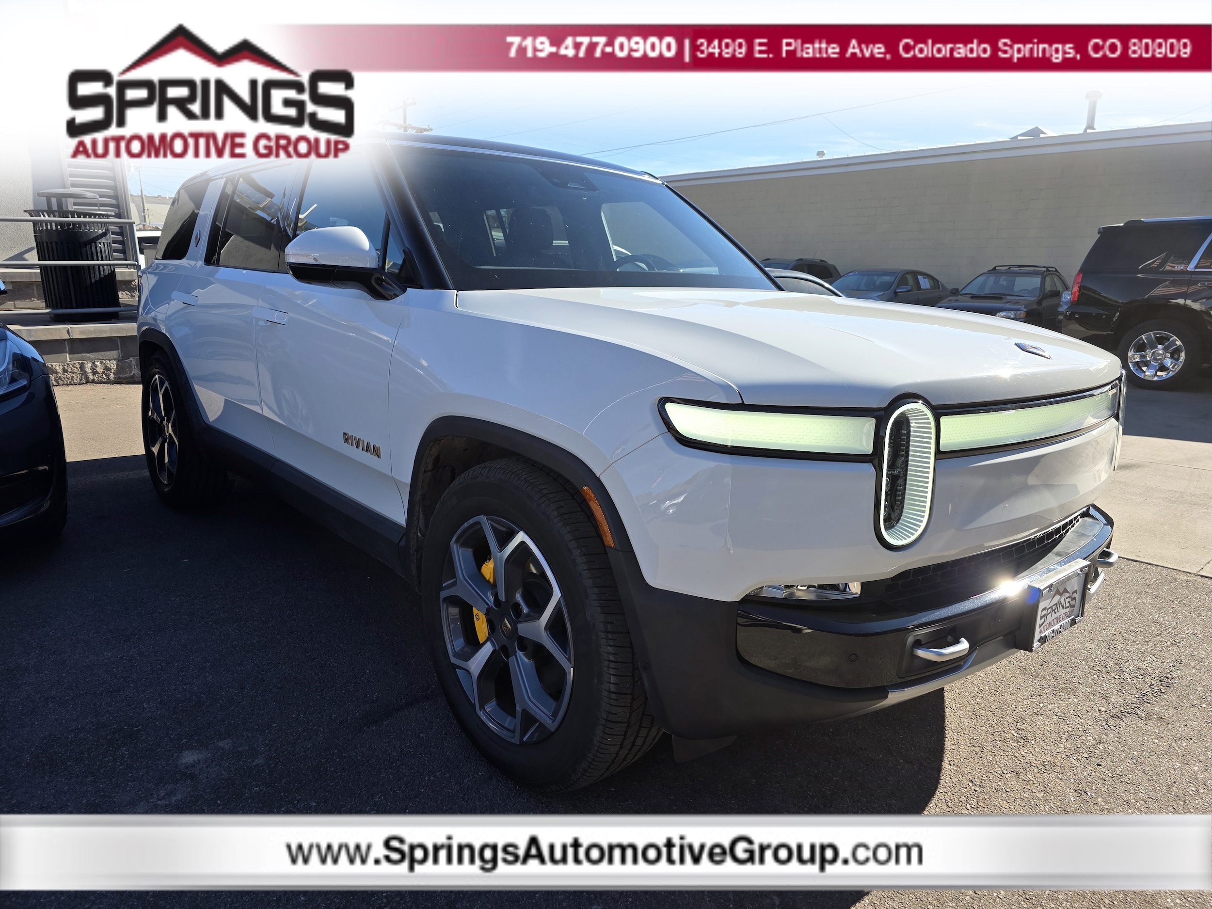 2024 Rivian R1S Adventure's photo
