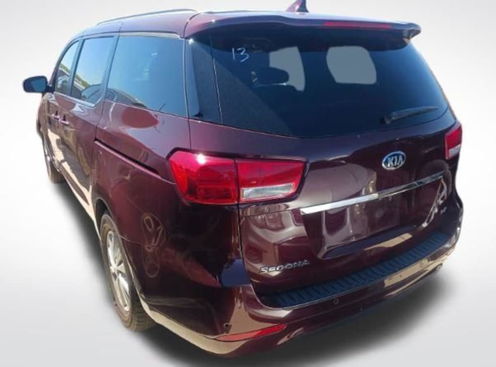 Used 2018 Kia Sedona LX Van Passenger Van