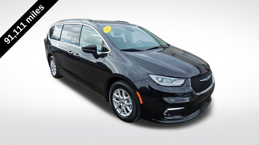 Used 2022 Chrysler Pacifica Touring L Van Passenger Van