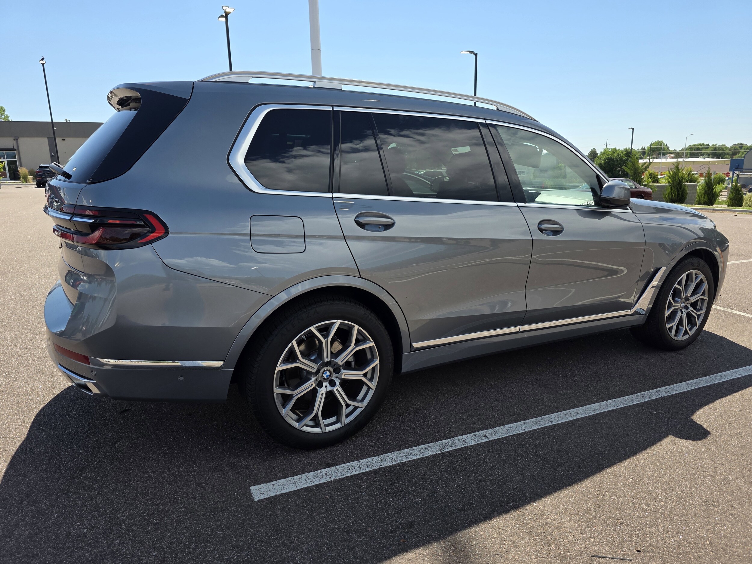 2023 Bmw X7 xDrive40i photo 3