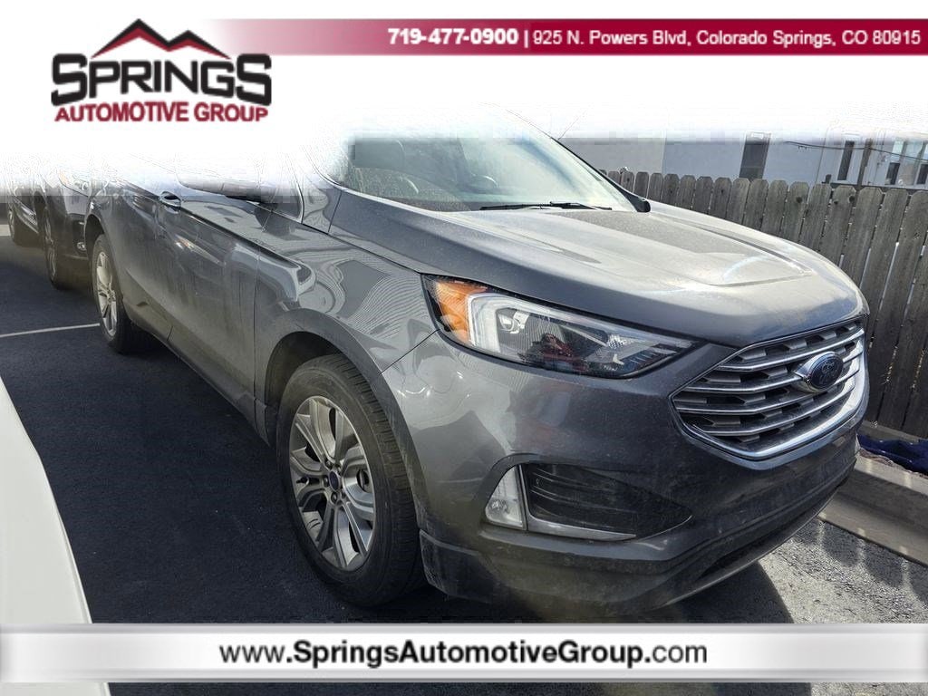2022 Ford Edge Titanium's photo