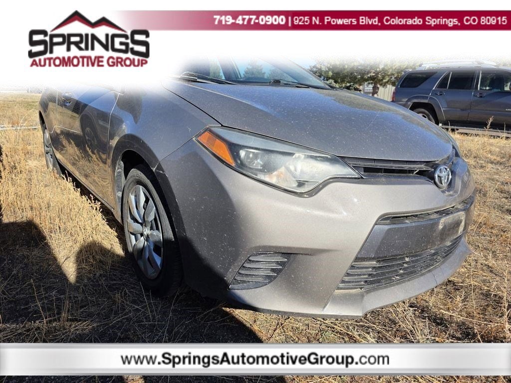 2015 Toyota Corolla LE's photo