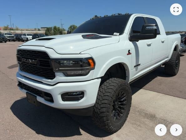 2023 Ram 2500 Limited photo 2