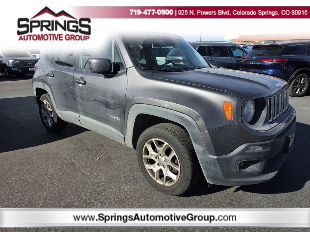 2016 Jeep Renegade Latitude's photo