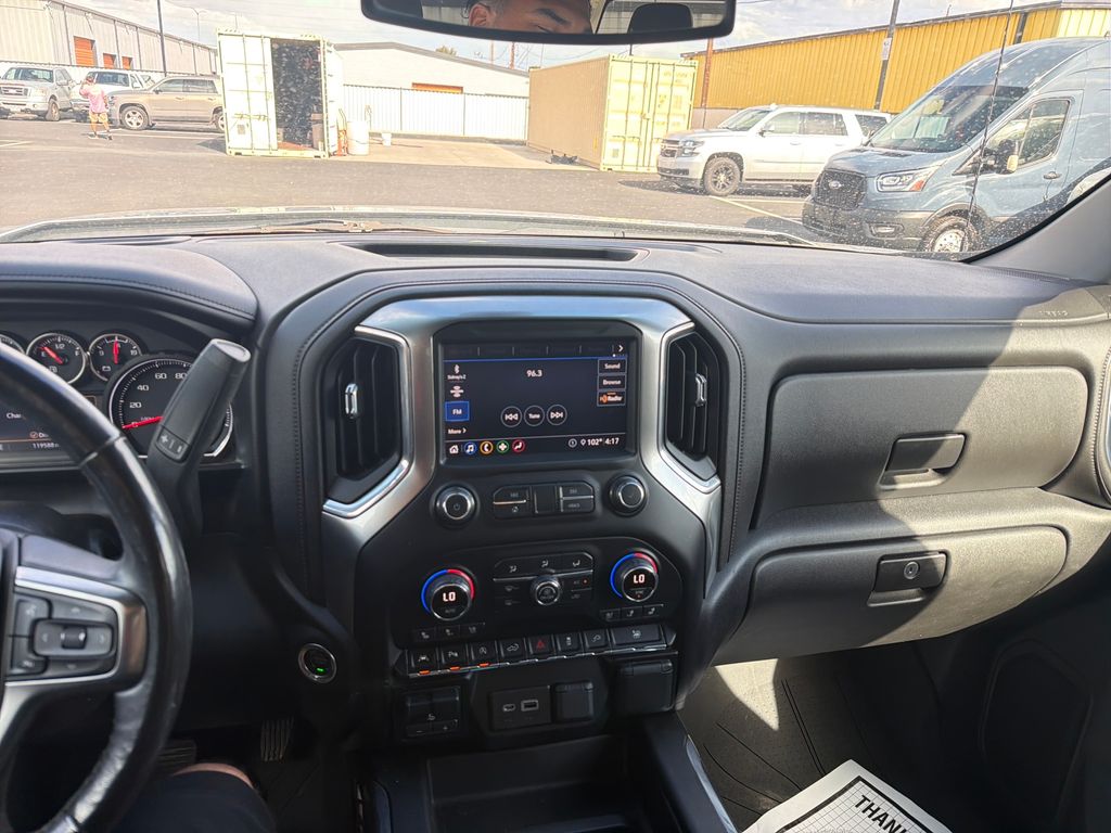 2020 Chevrolet Silverado 1500 LTZ - Photo 8