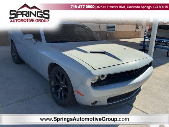 2020 Dodge Challenger SXT's photo
