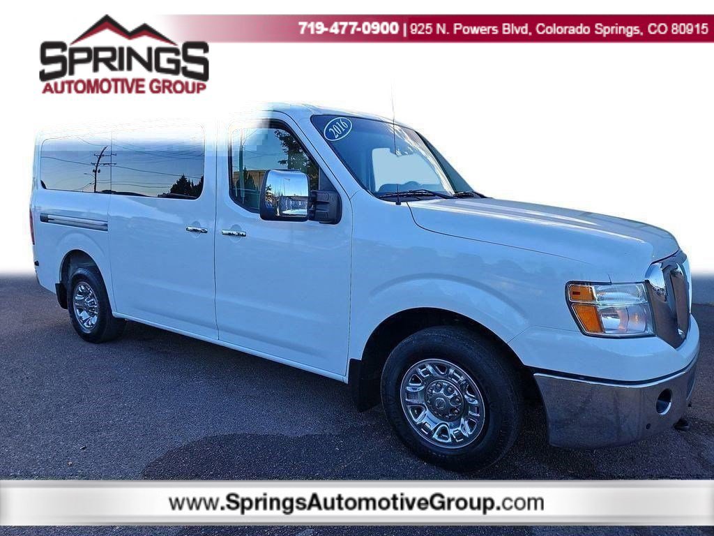 2016 Nissan NV Passenger SL's photo