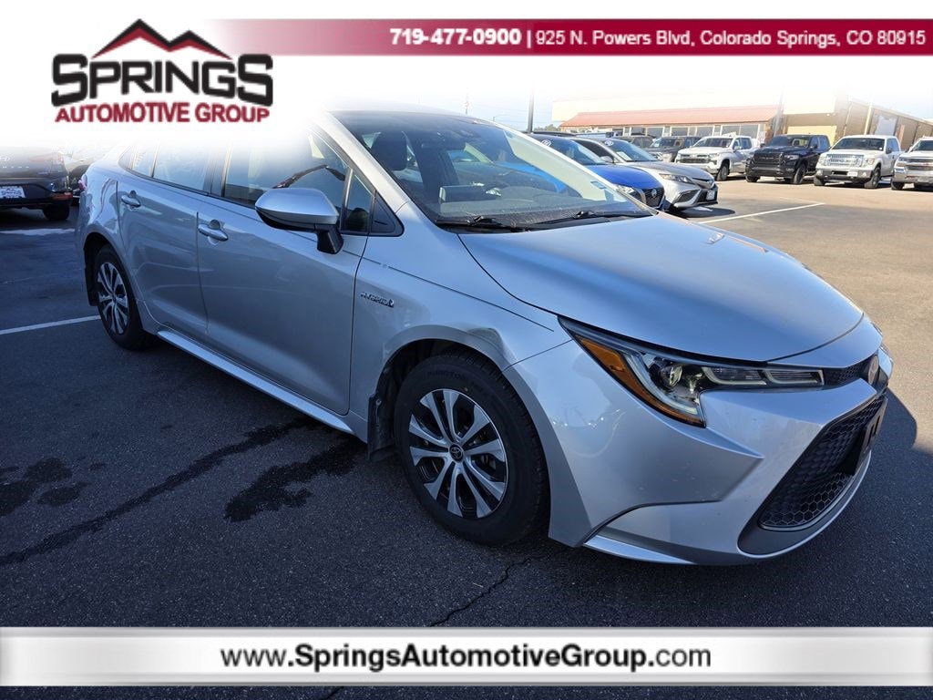 2021 Toyota Corolla LE's photo