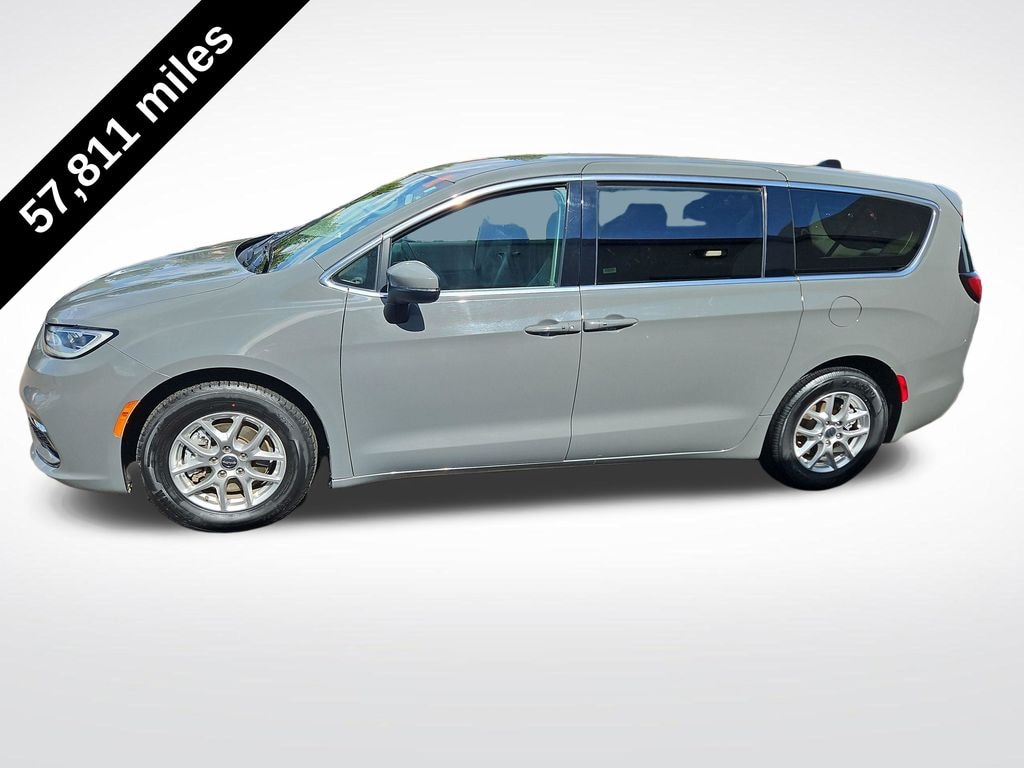 Used 2023 Chrysler Pacifica Touring L Van Passenger Van