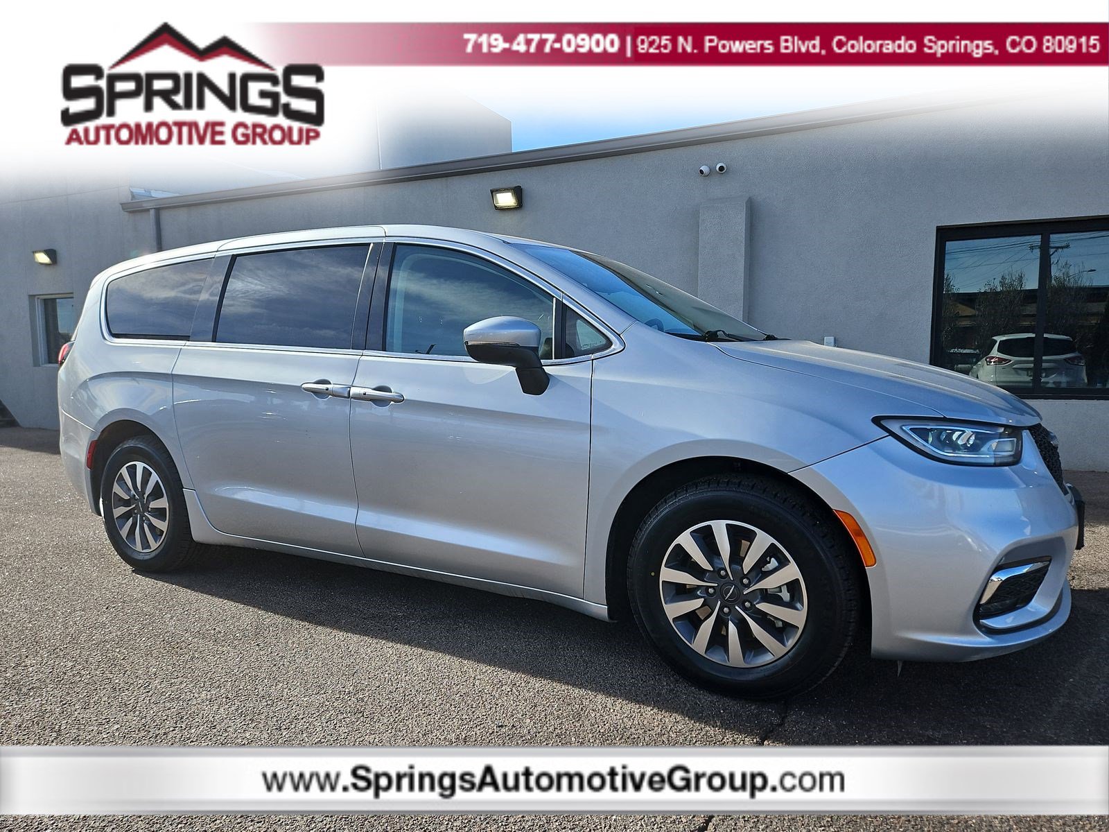 2023 Chrysler Pacifica Hybrid