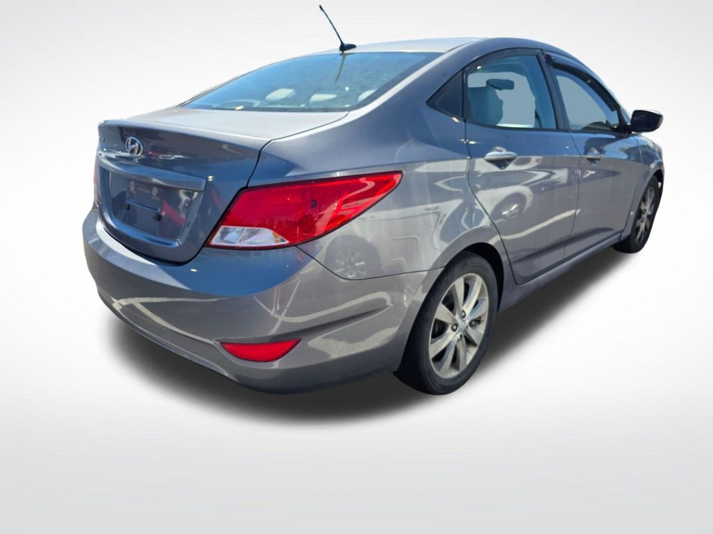 Used 2016 Hyundai Accent SE Sedan