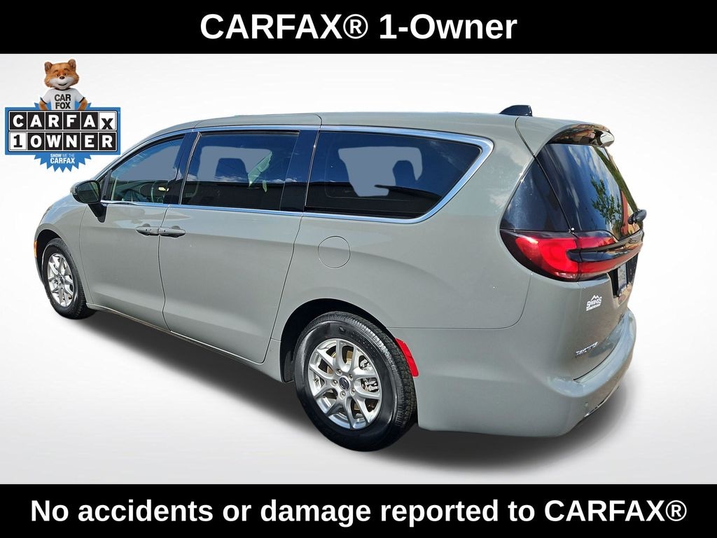 Used 2023 Chrysler Pacifica Touring L Van Passenger Van