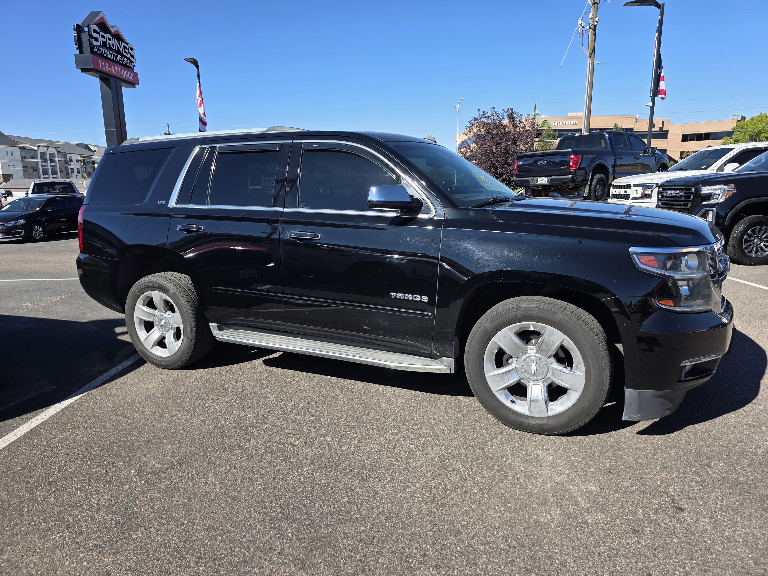 2015 Chevrolet Tahoe LTZ photo 4