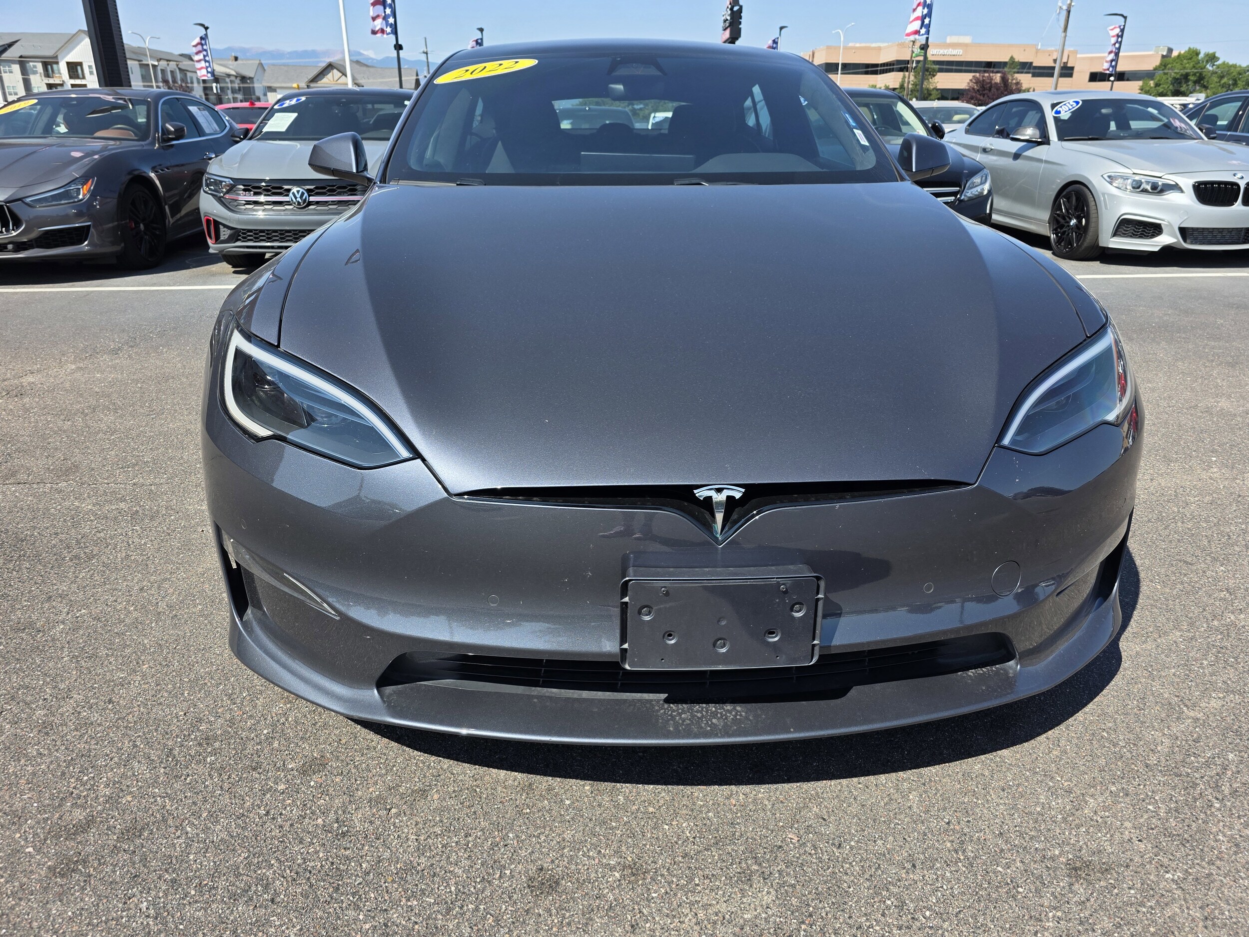 2022 Tesla Model S photo 2
