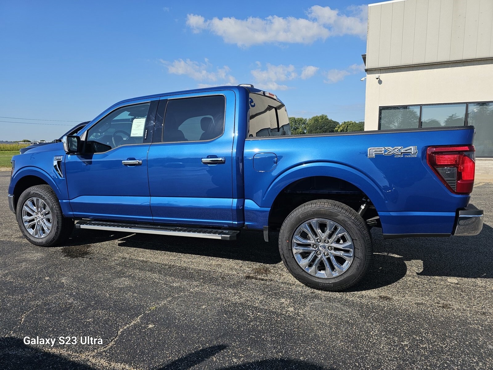 2024 Ford F-150 XLT photo 4
