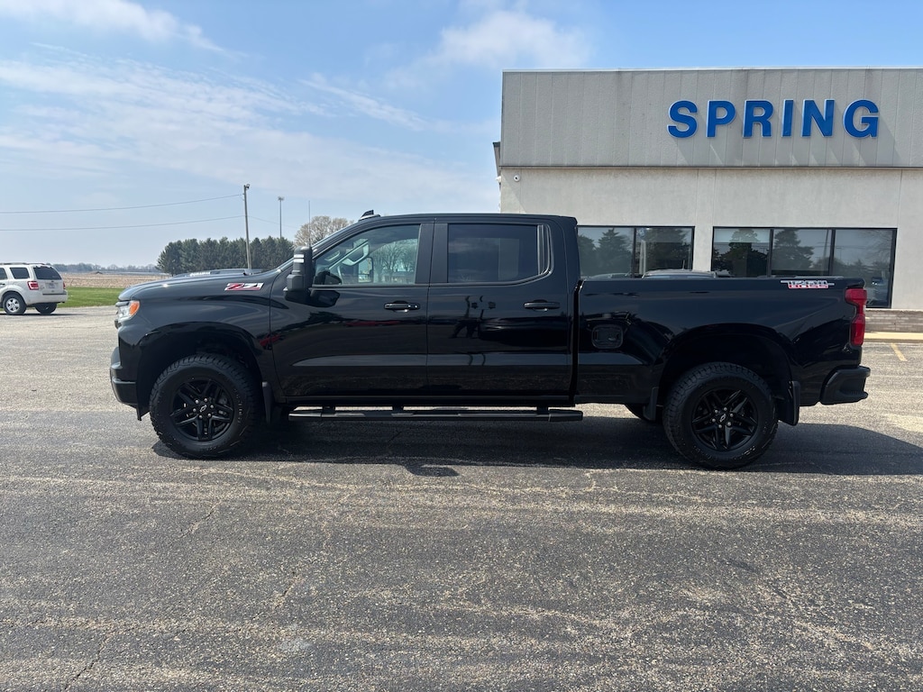 Used 2024 Chevrolet Silverado 1500 LT Trail Boss Truck Crew Cab