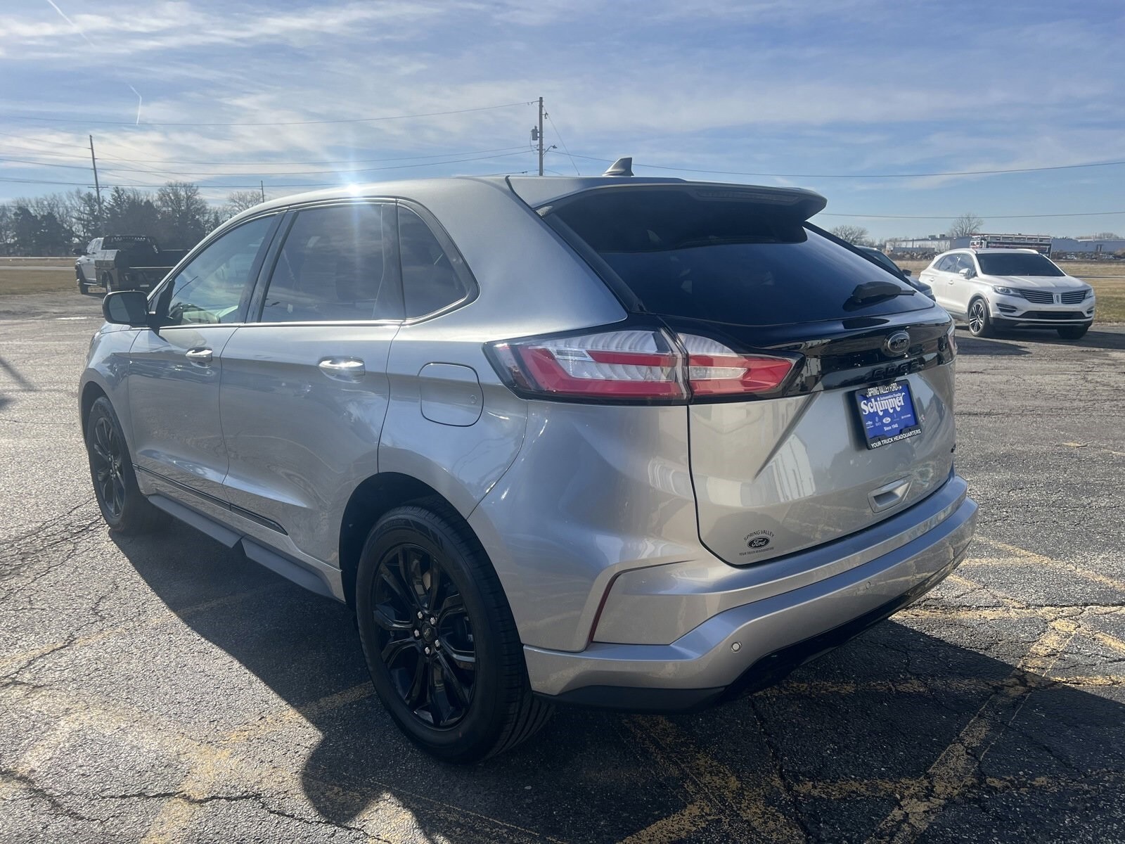 2024 Ford Edge SE photo 3