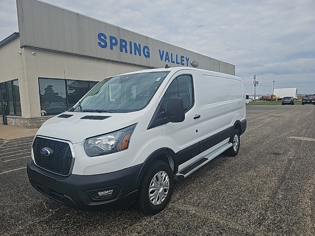 2024 Ford Transit photo 2