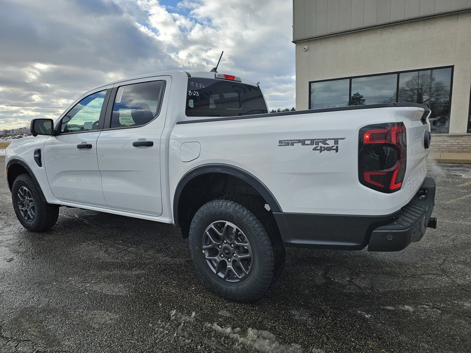 2024 Ford Ranger XLT photo 4