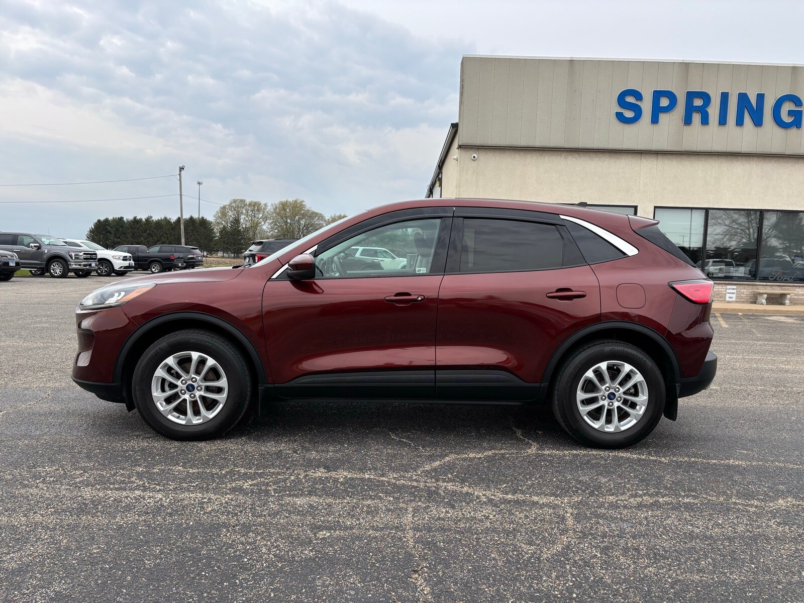 2021 Ford Escape SE photo 3