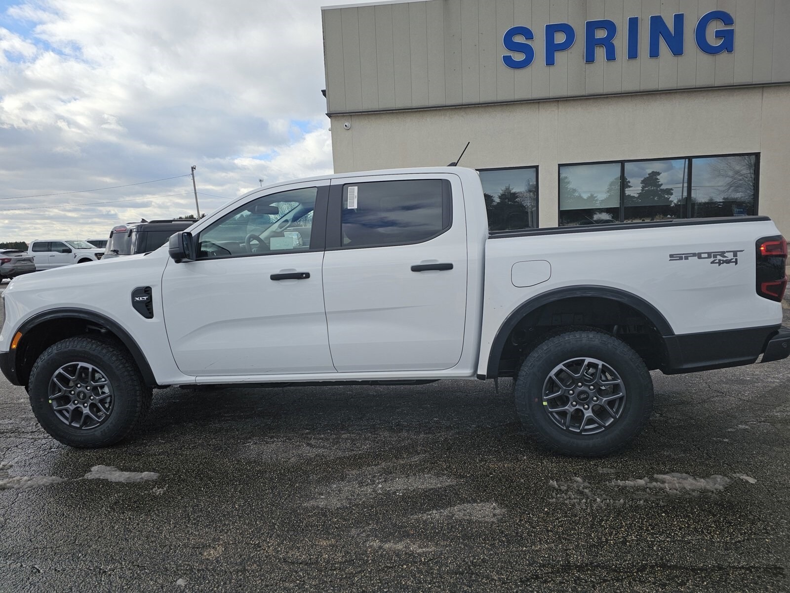 2024 Ford Ranger XLT photo 3