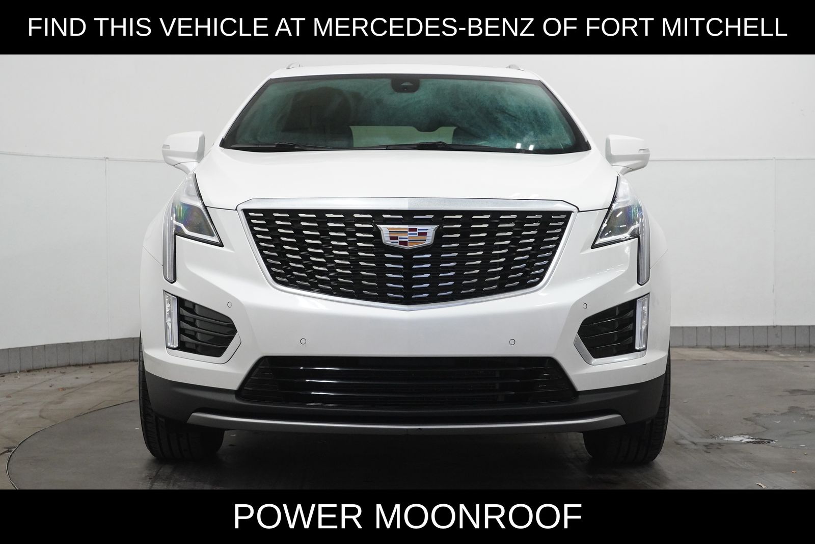 2022 Cadillac XT5 Premium Luxury photo 3