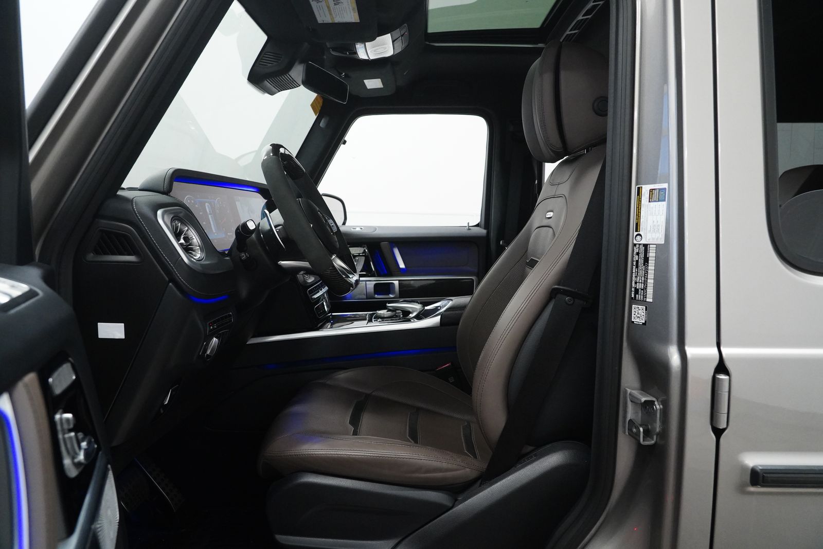 2023 Mercedes Benz G AMG 63 photo 2