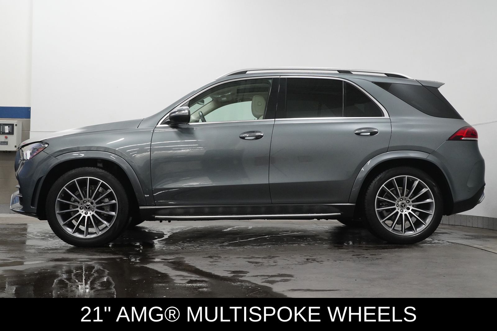 2022 Mercedes Benz GLE 350 4MATIC photo 4