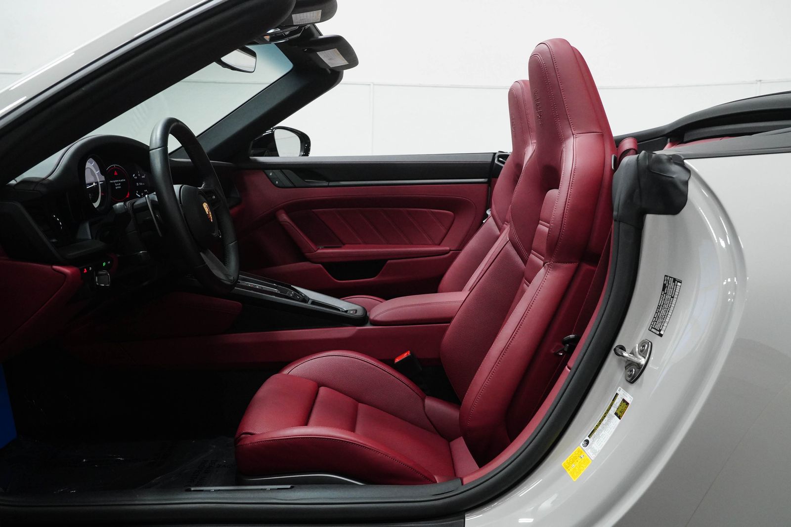 2023 Porsche 911 4S 4 GTS photo 2