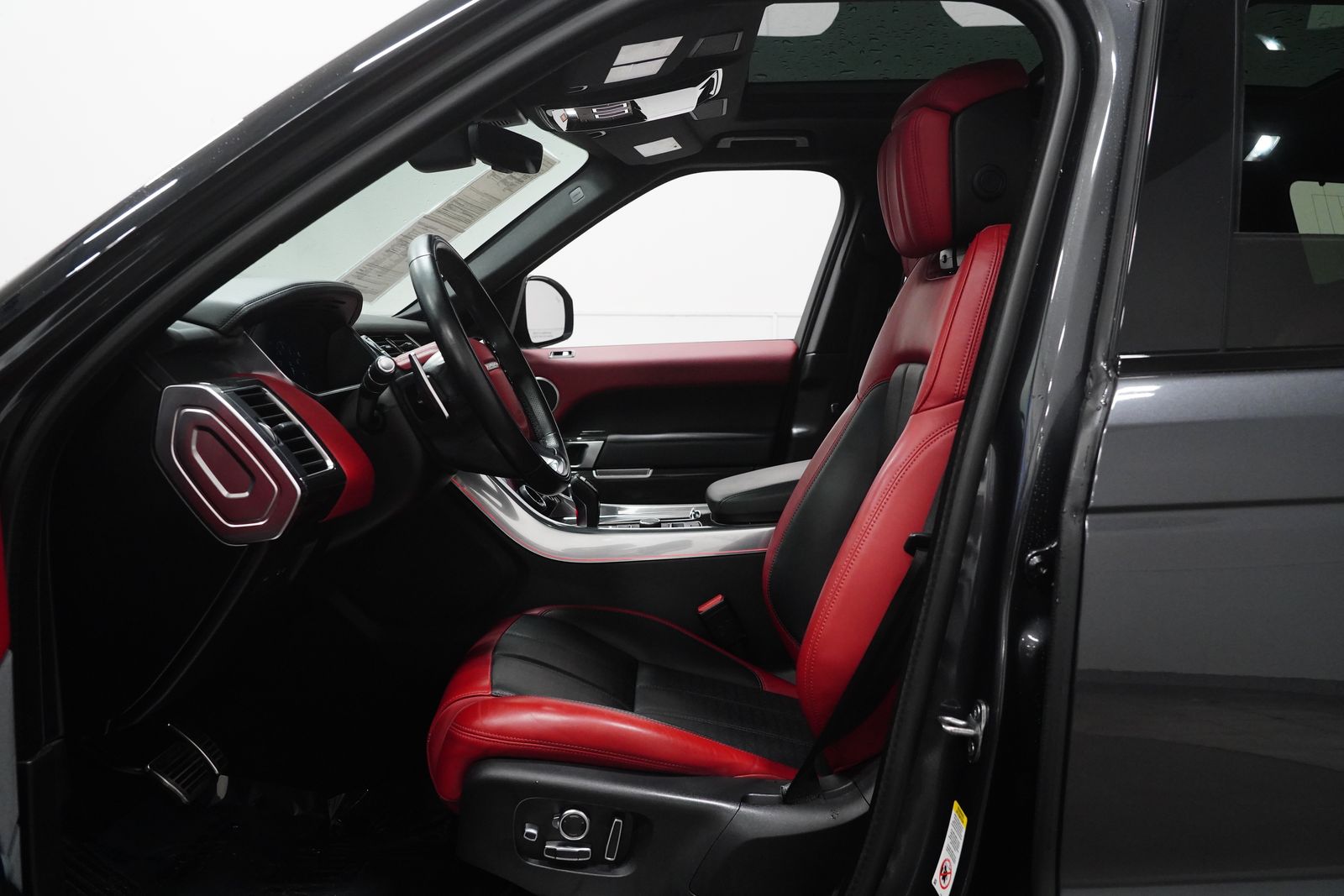 2022 Land Rover Range Rover Sport Autobiography photo 2