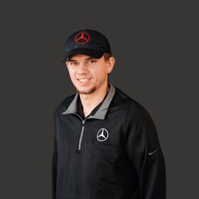 Staff member Jordan F from ID_71b952f48c86