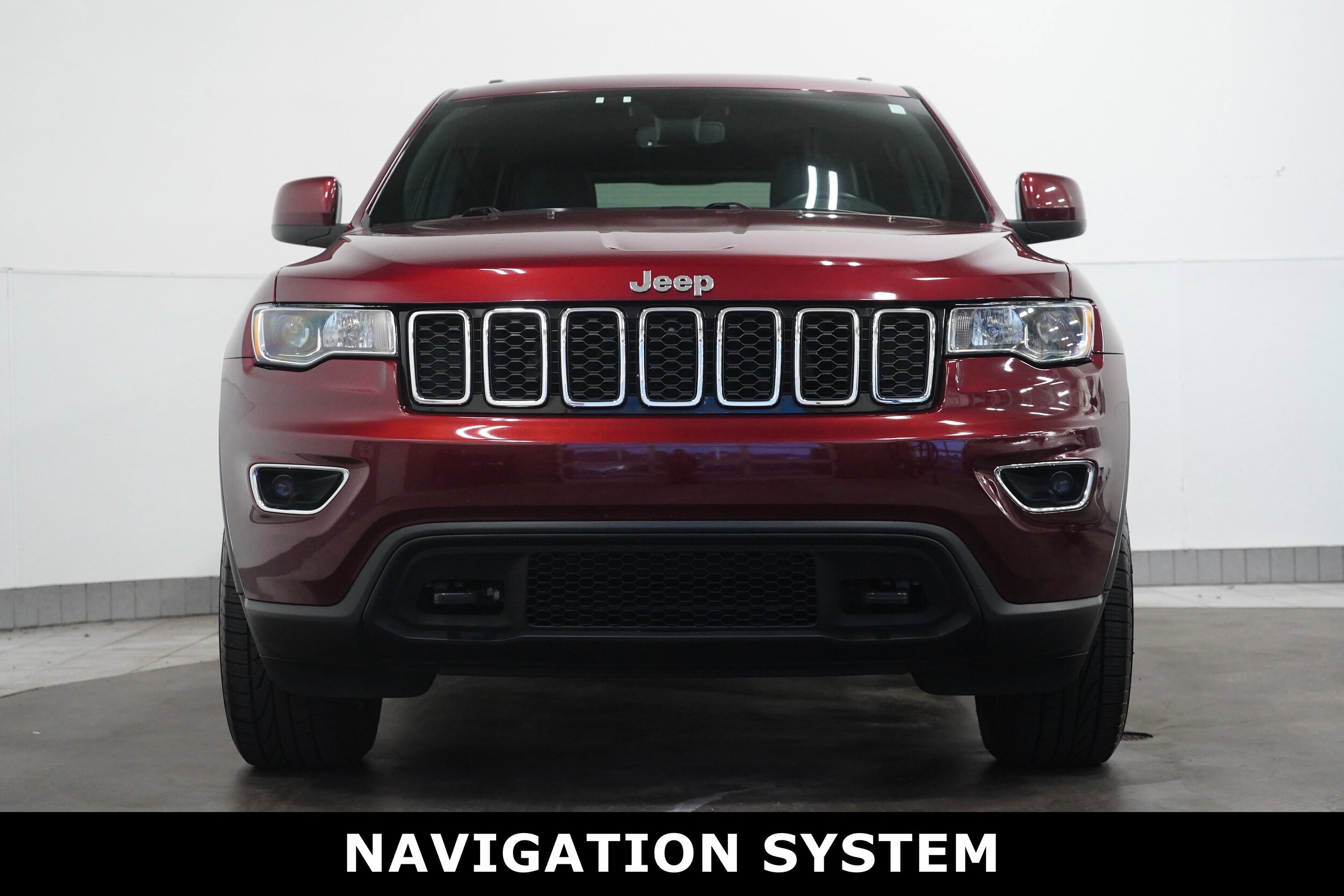 2020 Jeep Grand Cherokee Laredo photo 3